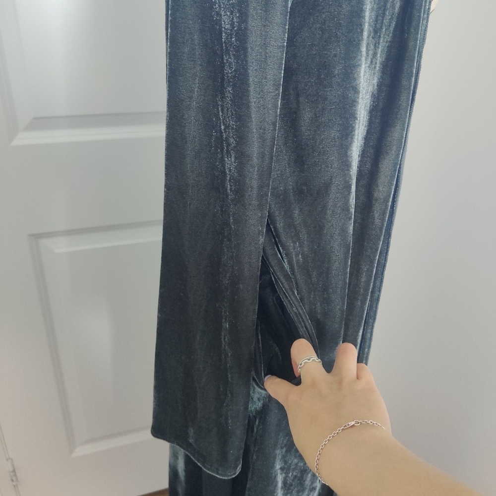 *Tularosa Velvet Wrap Dress Deep Blue Grey Maxi with Ribbon Tie Pockets NWT - M - Picture 11 of 13